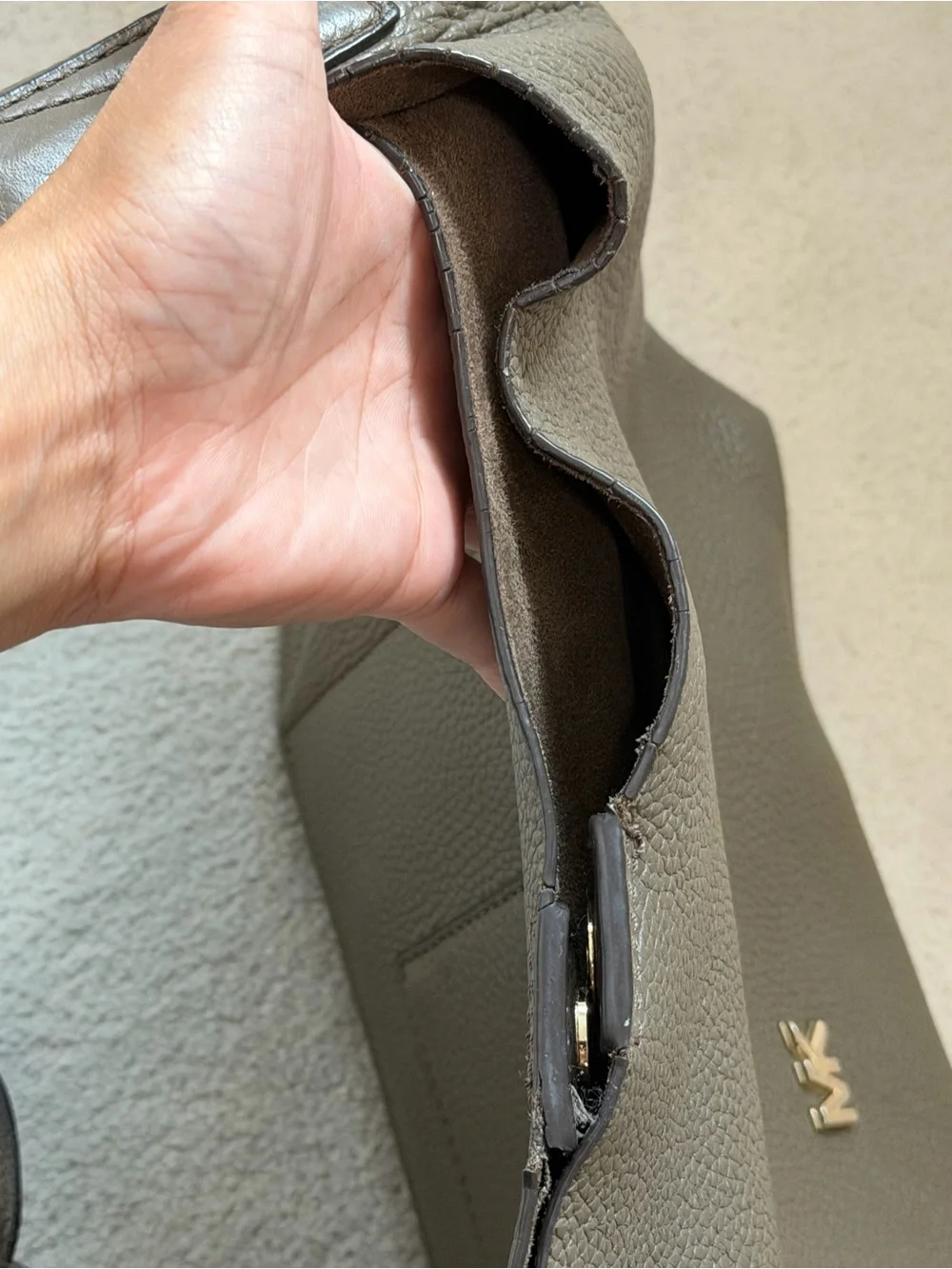Michael Kors - Pebbled Junie Leather Hobo in Dark Brown (Project bag)